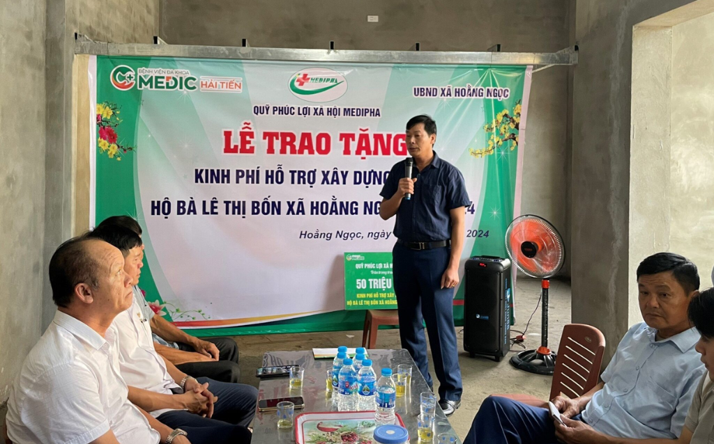 Bí thư Đảng ủy xã Hoằng Ngọc – Ông Nguyễn Văn Phán phát biểu tại buổi lễ