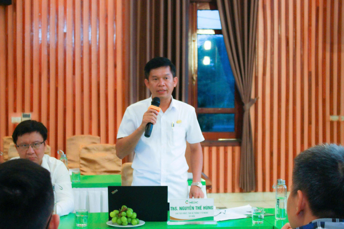 Đại diện Hệ thống Y tế Medic, ông Nguyễn Thế Hùng- Chủ tịch HĐQT phát biểu tại buổi thẩm định, chia sẻ về những định hướng trong quá trình triển khai số hóa